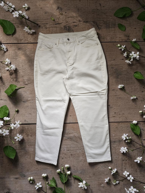 Old Navy Denim - Old Navy White High-Rise O.G. Straight Leg Jeans Size 14